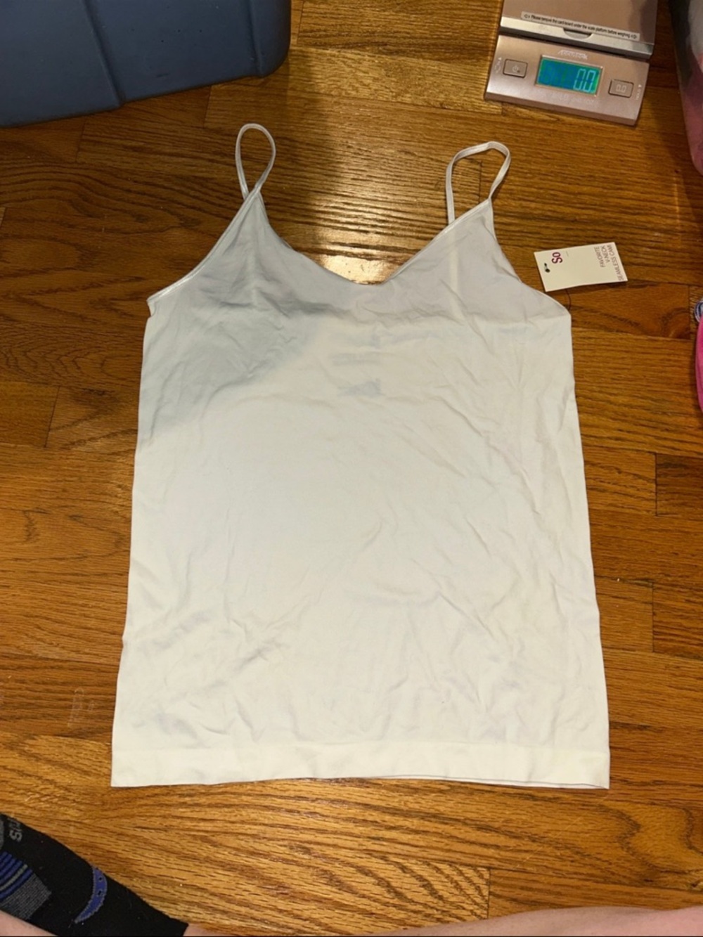 SO White V-Neck Spaghetti Strap Camisole